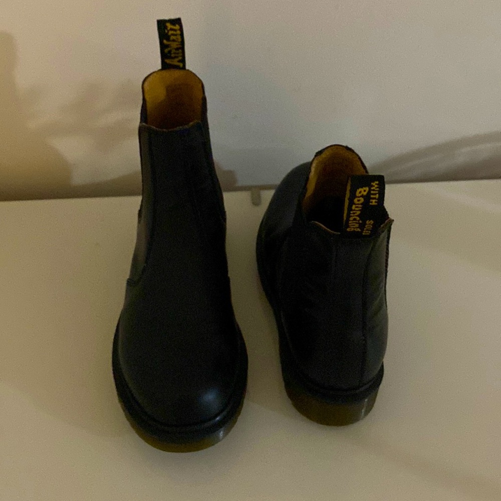 Brand new Doc marten 2976 Chelsea leather boots